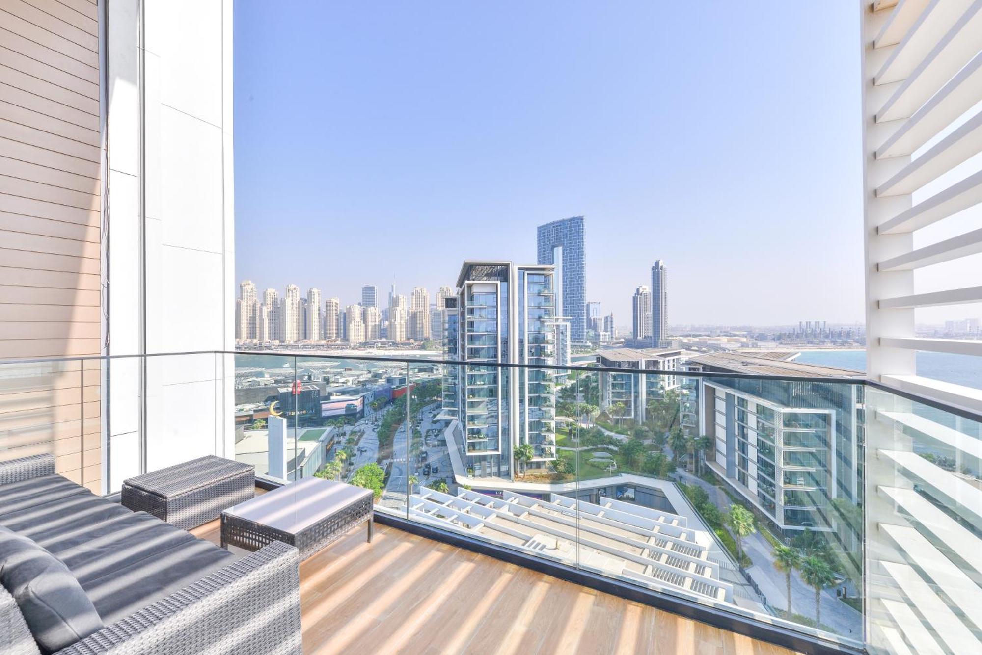 Luxe 3 Bedroom Oceanfront Apartment In The Heart Of Bluewaters Island دبي المظهر الخارجي الصورة