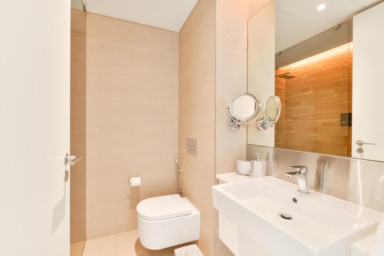 Luxe 3 Bedroom Oceanfront Apartment In The Heart Of Bluewaters Island دبي المظهر الخارجي الصورة